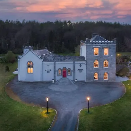 בית נופש Jenkinstown Castle House *