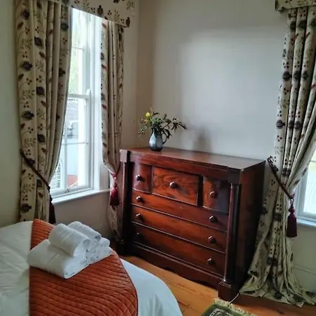 Jenkinstown Castle House