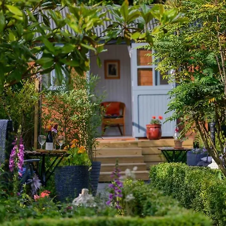 Jenkinstown Castle House