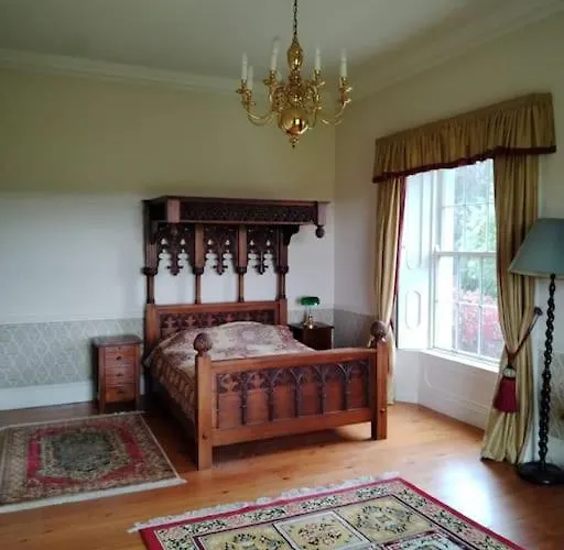 Jenkinstown Castle House *